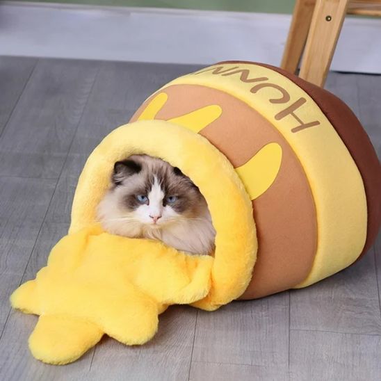 lit-chat-carrousel-1-honeynap